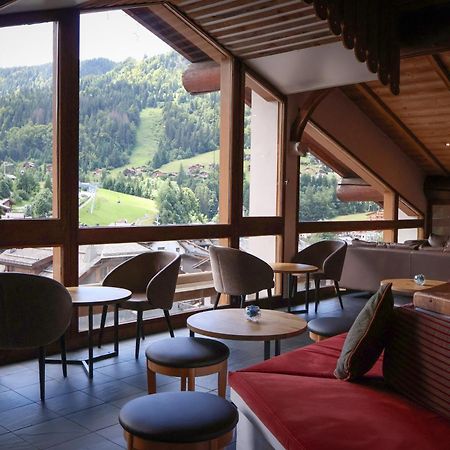 Hotel Alpen Roc La Clusaz Exterior photo