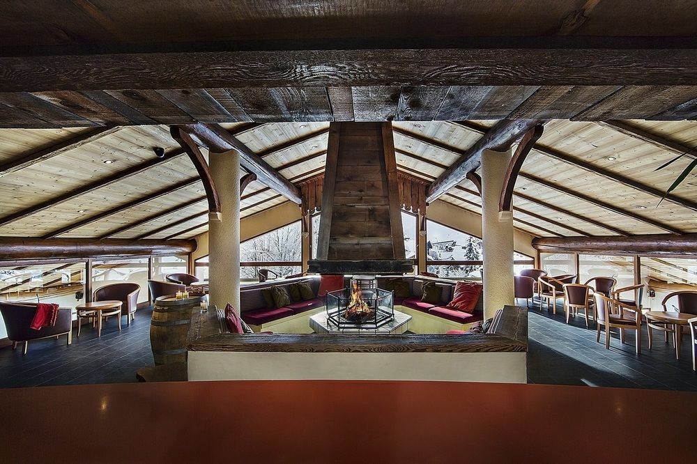 Hotel Alpen Roc La Clusaz Exterior photo